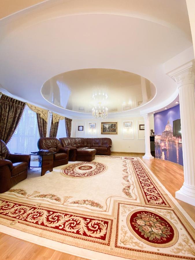 Петрос Family Hotel Jaremtsje Eksteriør bilde