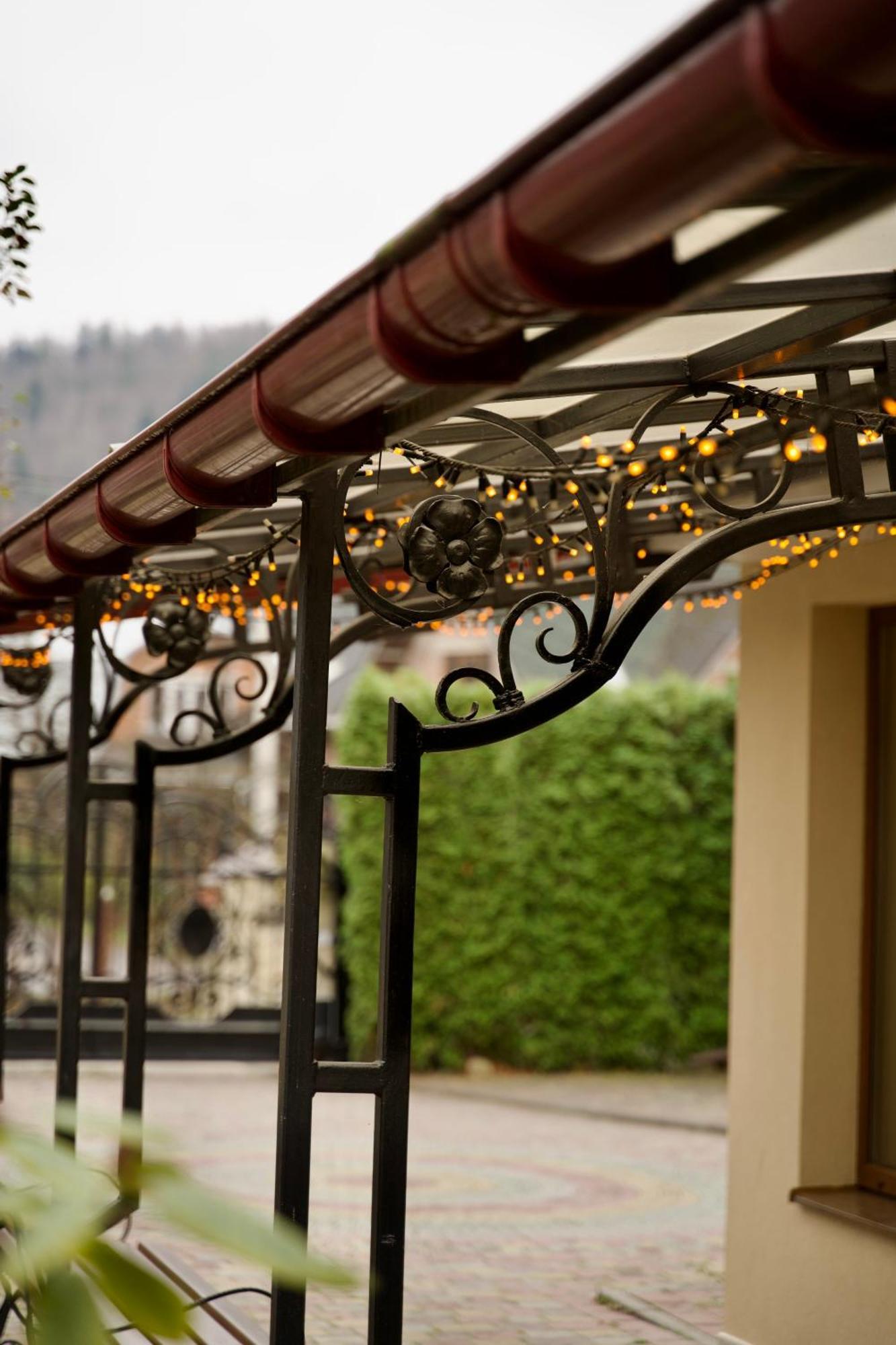 Петрос Family Hotel Jaremtsje Eksteriør bilde