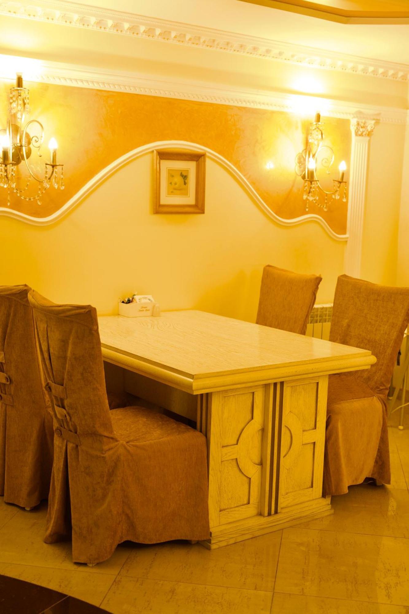 Петрос Family Hotel Jaremtsje Eksteriør bilde